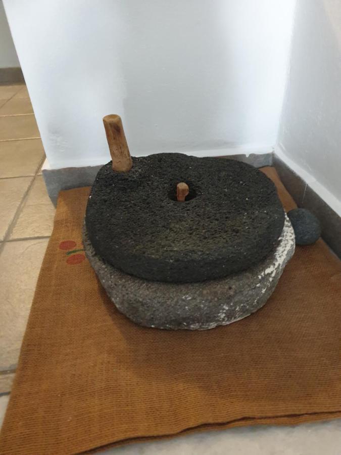 FoinikiáCave House Martrona别墅 外观 照片